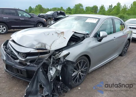 2021 Toyota Camry Se Awd z USA, uszkodzony, nr VIN 4T1G11BK1MU031025